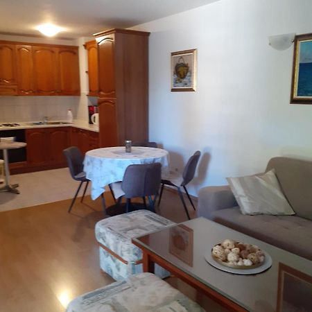 Apartman Mira Makarska Eksteriør bilde